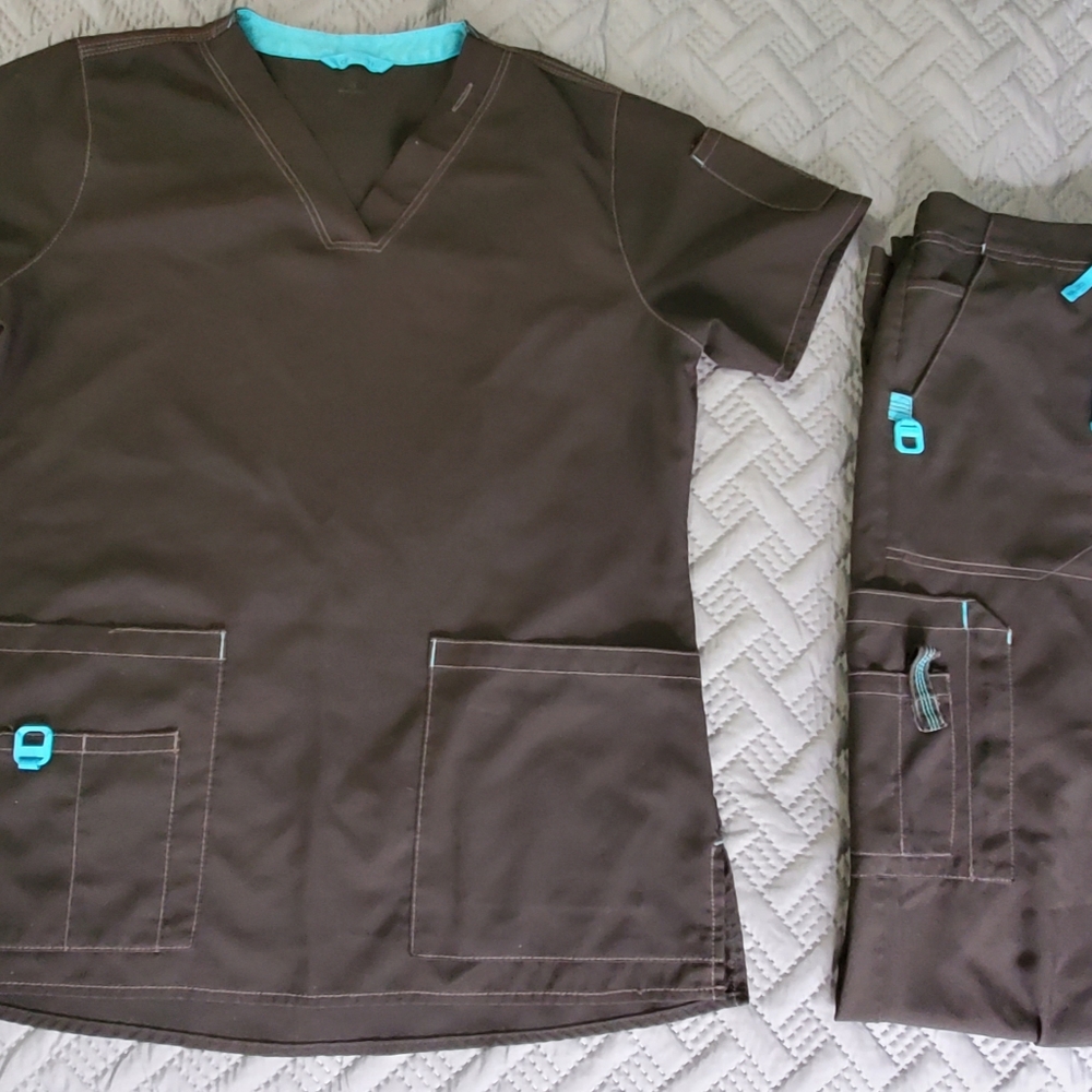 Carhartt Scrubs